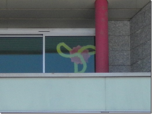 Close-Up: DotNetNuke Post-It Logo from Outside