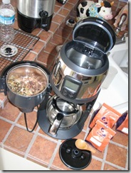 Fine-T Gourmet Tea Machine: Filled with water, tea leaves, and sugar