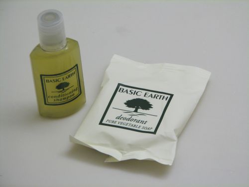 La Quinta Basic Earth Toiletries