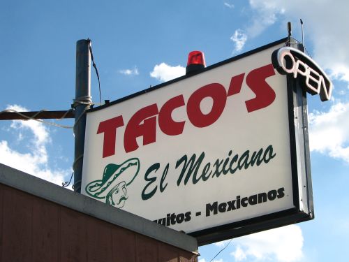 Taco's El Mexicana (sign)