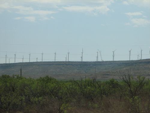 Wind Mills in Texas (far shot)